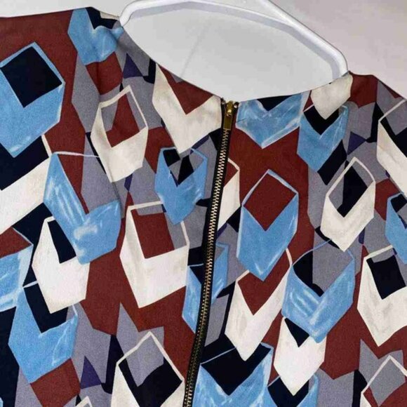 Geometric Patterned Sleeveless Dress - Picture 3 of 3